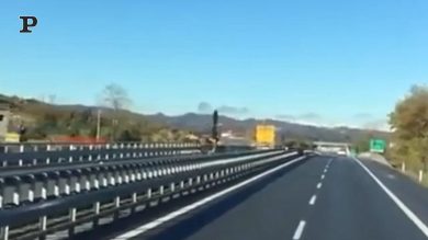 Tir contromano sull’A6, il video di un’automobilista | video