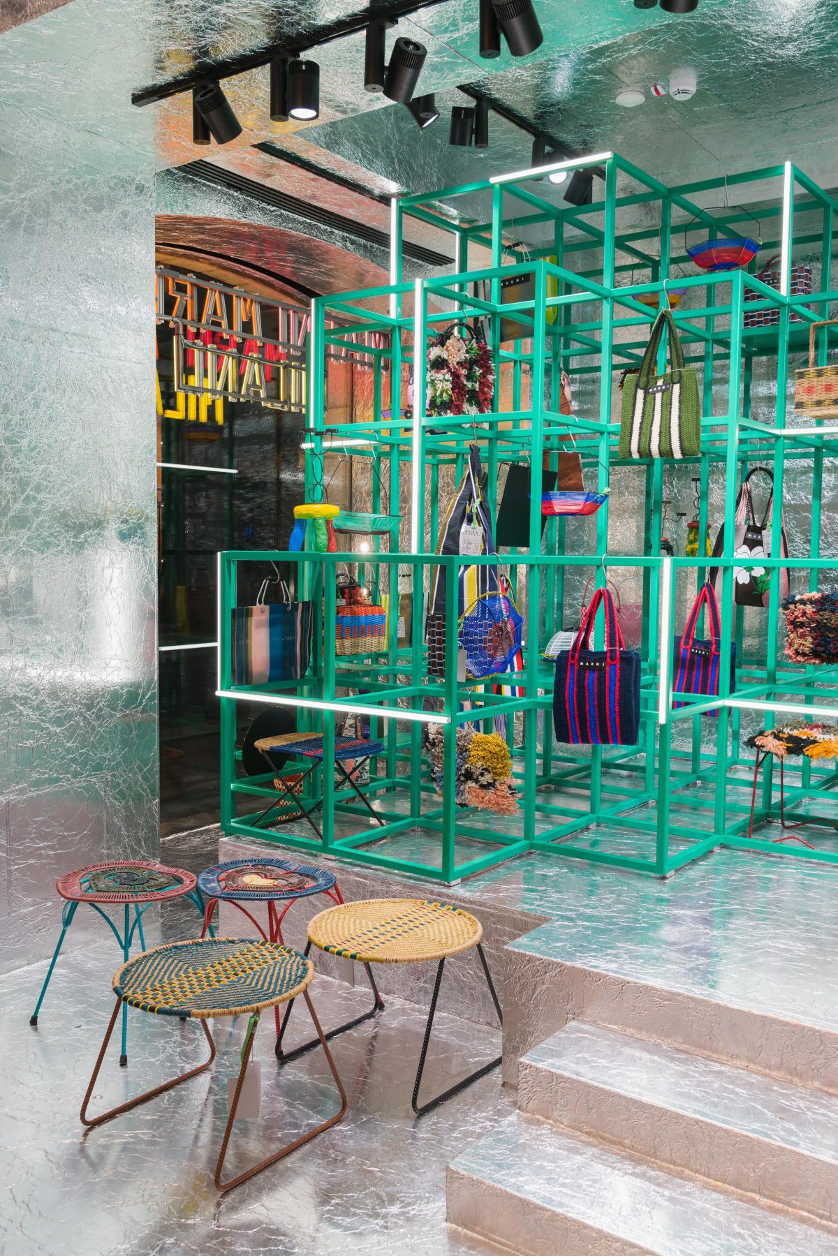 Galleria foto 'Apre a Milano, il pop-up Marni Market' - foto 6