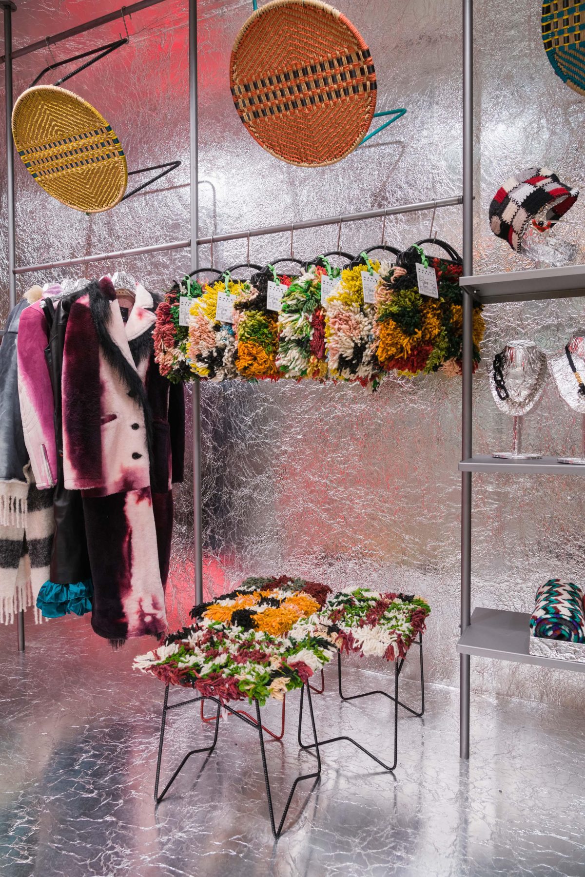 Galleria foto 'Apre a Milano, il pop-up Marni Market' - foto 7