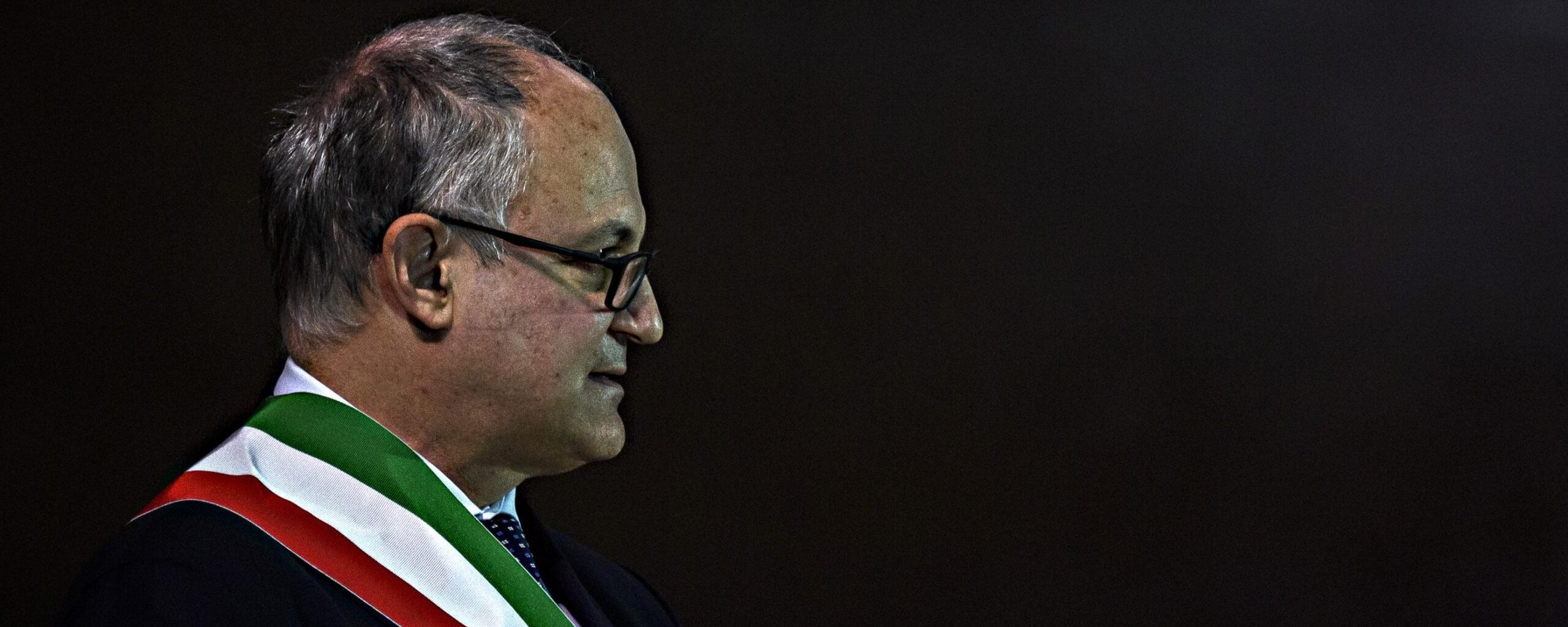 La beffa green di Gualtieri, a Roma le auto elettriche pagheranno 1.000 euro per entrare nelle ZTL