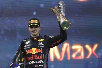 Formula 1, trama da film con finale a sorpresa: Verstappen campione se la FIA non ci ripensa