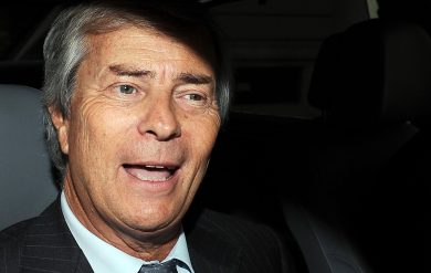 A riunificare la destra francese ci pensa Bolloré