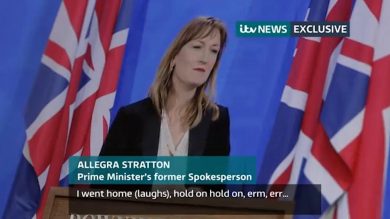 Party di Natale a Downing Street in pieno lockdown: polemiche su Boris Johnson | Video