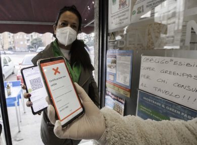 Il Super Green Pass, all’italiana. Pochi risultati e molti danni