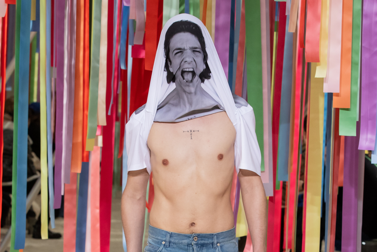 Galleria foto 'Letteratura, arte e cultura pop segnano il trionfo della moda parigina' - foto 4