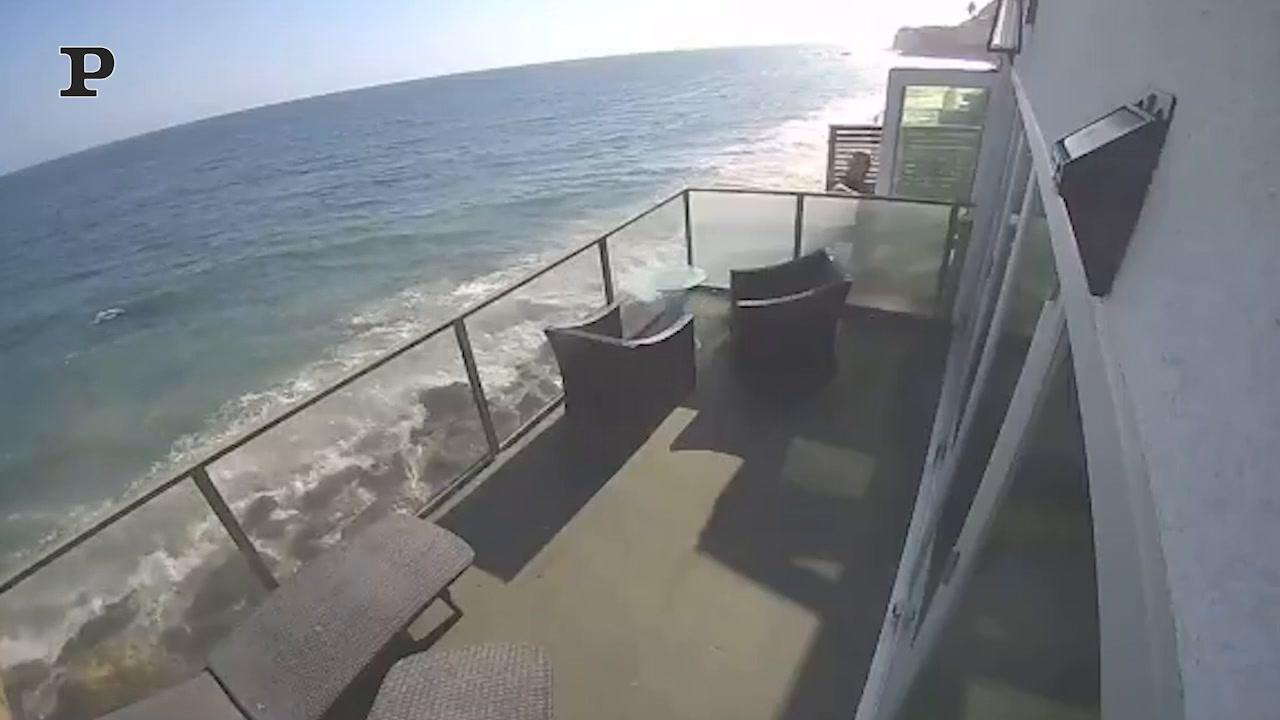 California, maxi-incendio sopra la costa di Big Sur: evacuati 500 residenti | Video