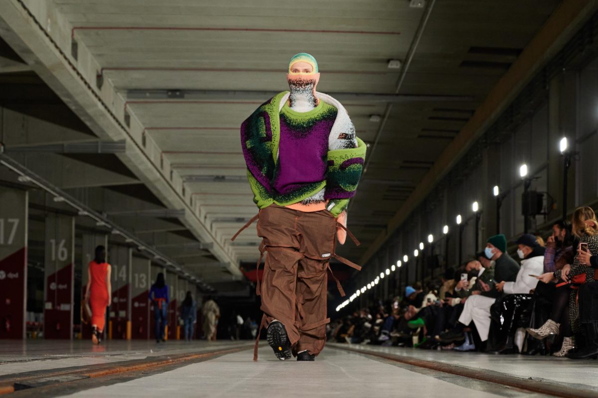 Galleria foto 'La moda parigina, tra nuovi incontri e grandi addii' - foto 4