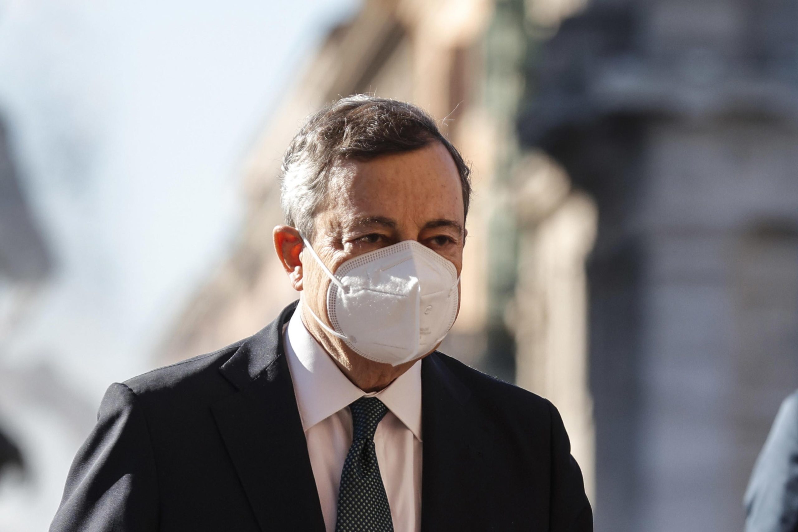 A far cadere o resuscitare il governo sarà la crisi energetica