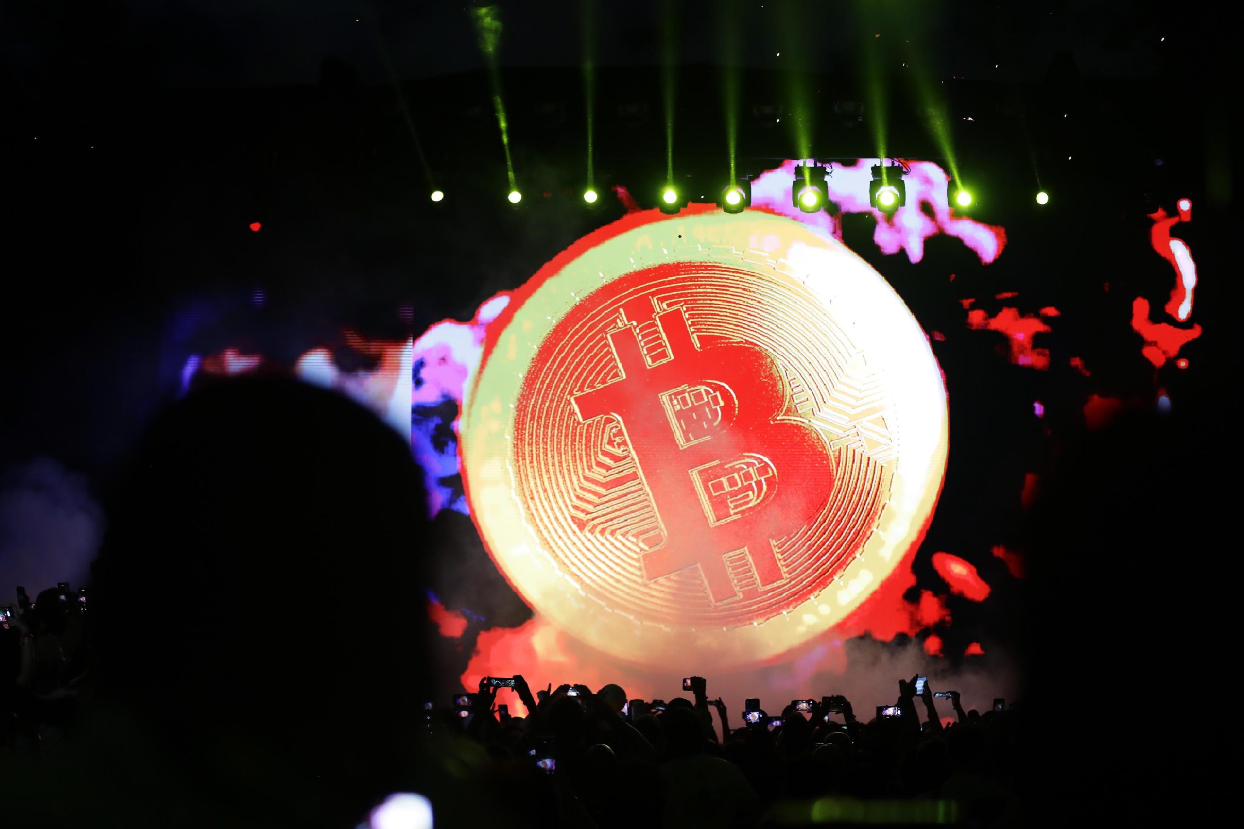 La finanza decentralizzata spaventa Wall Street
