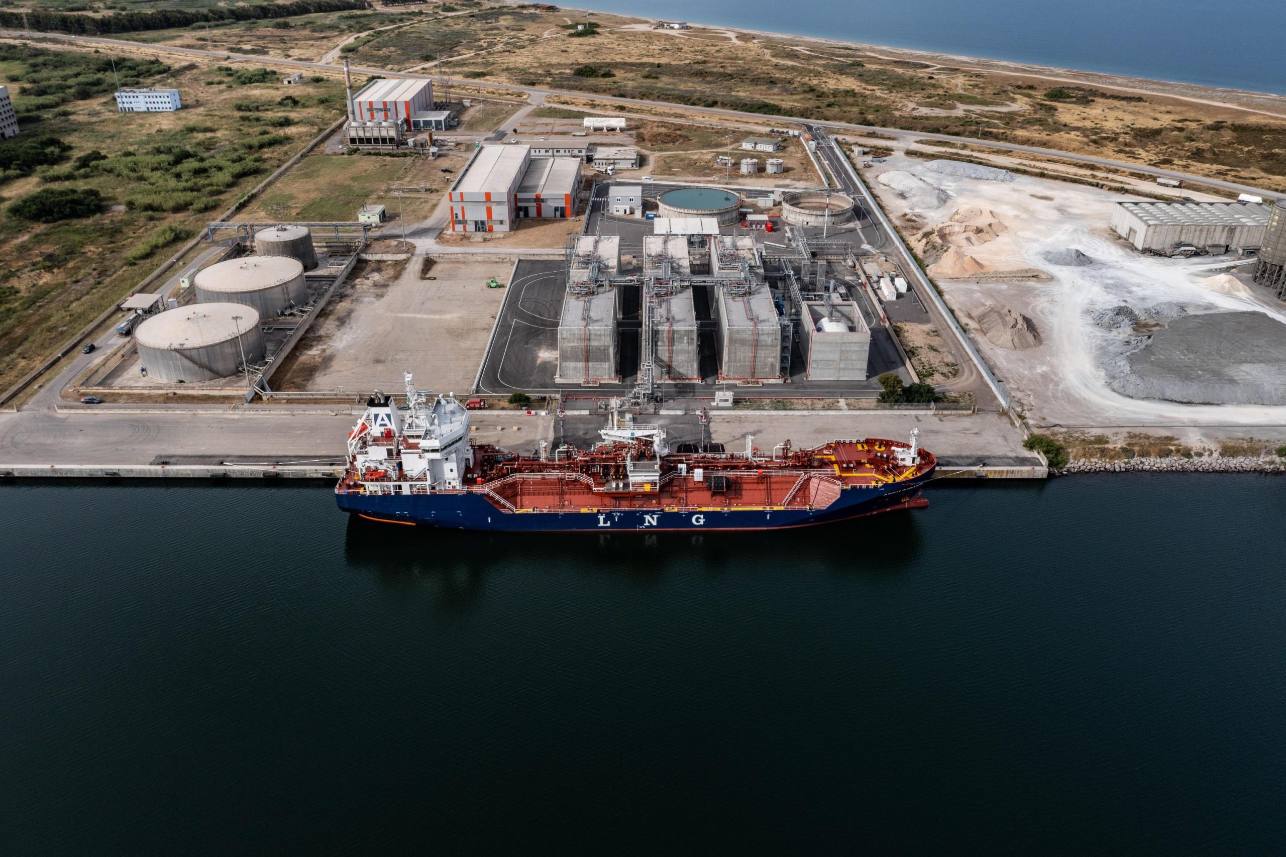 Il Copasir: «L’energia è una questione di sicurezza nazionale»