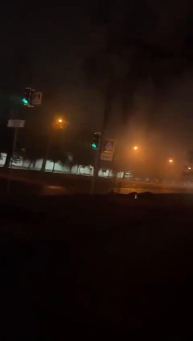 Spari nella notte ad Almaty, in Kazakhstan | video