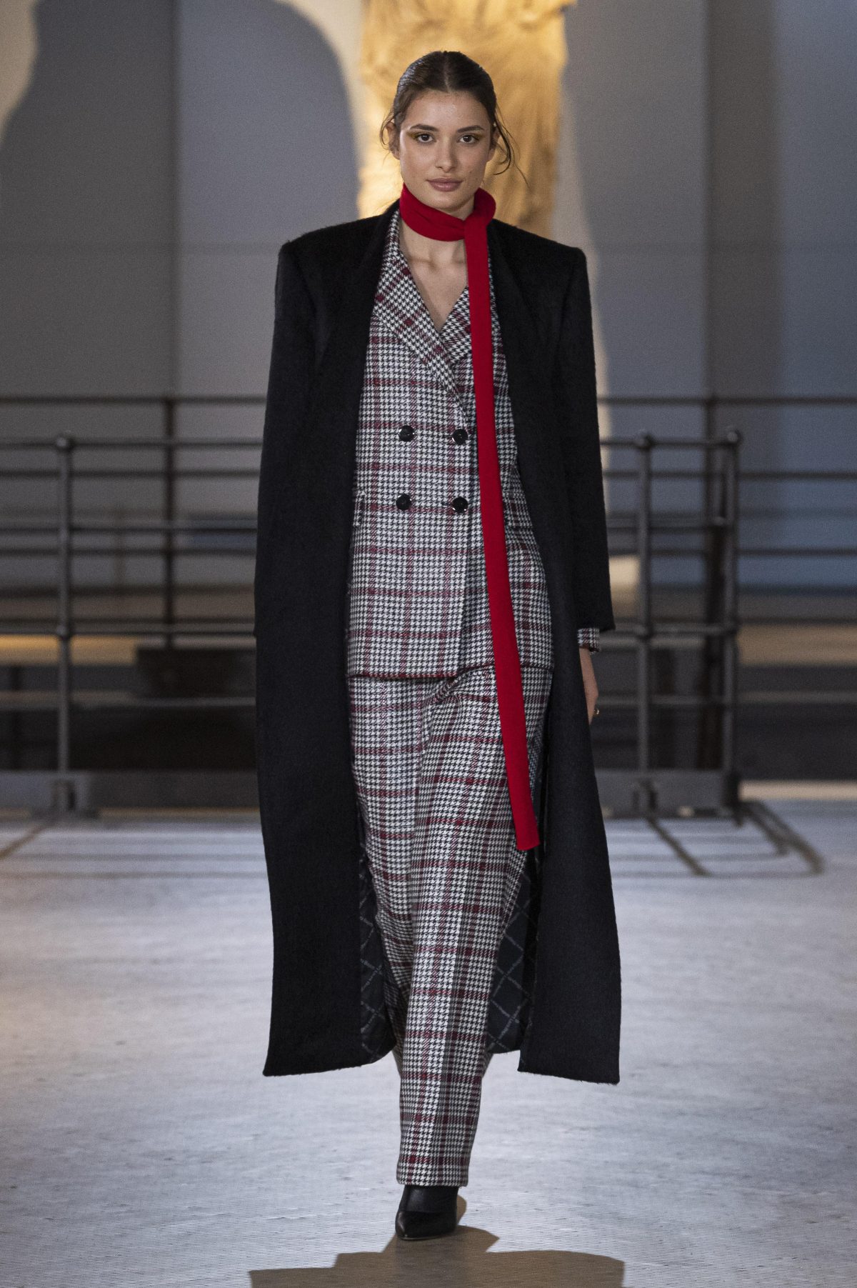 Galleria foto 'Tecnologia, lusso moderno e il silenzio comunicatore di Giorgio Armani' - foto 45