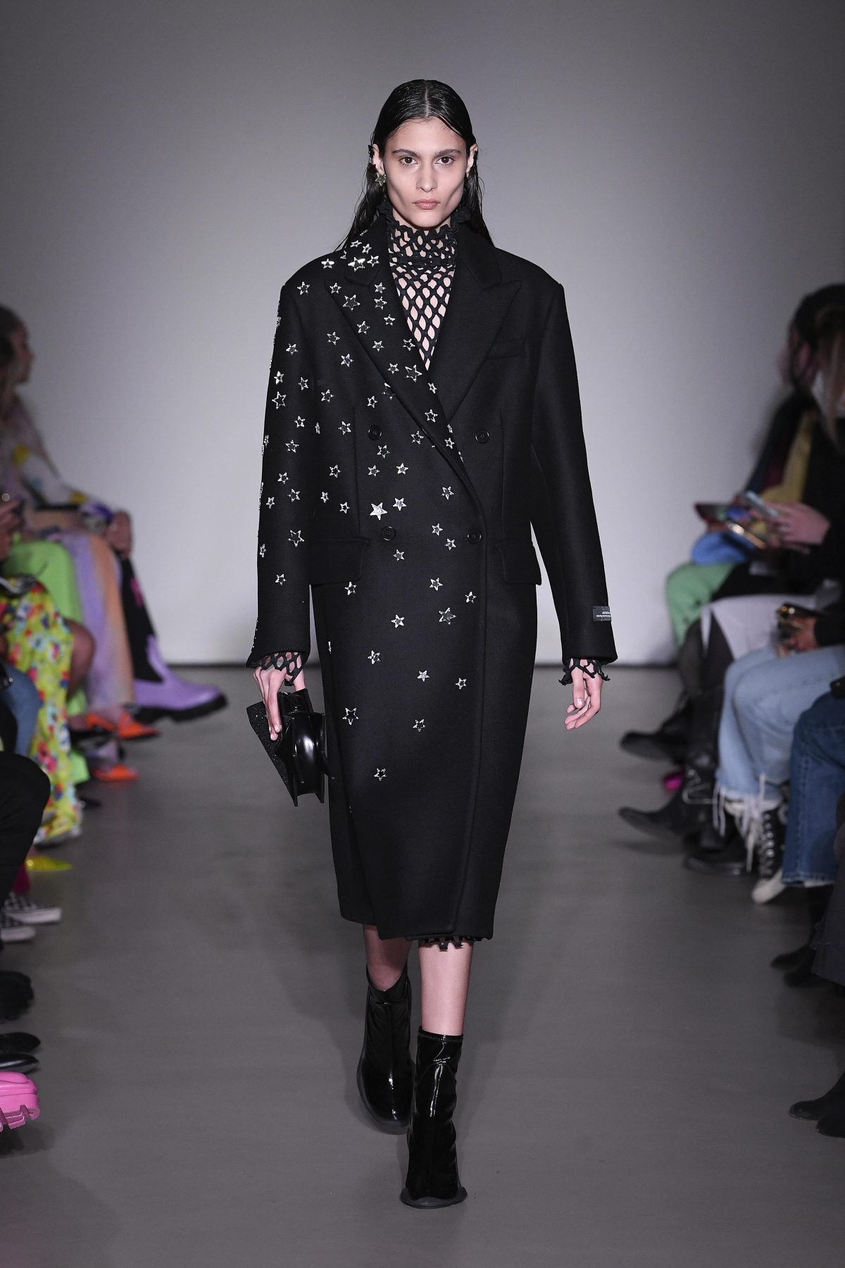 Galleria foto 'Tecnologia, lusso moderno e il silenzio comunicatore di Giorgio Armani' - foto 16