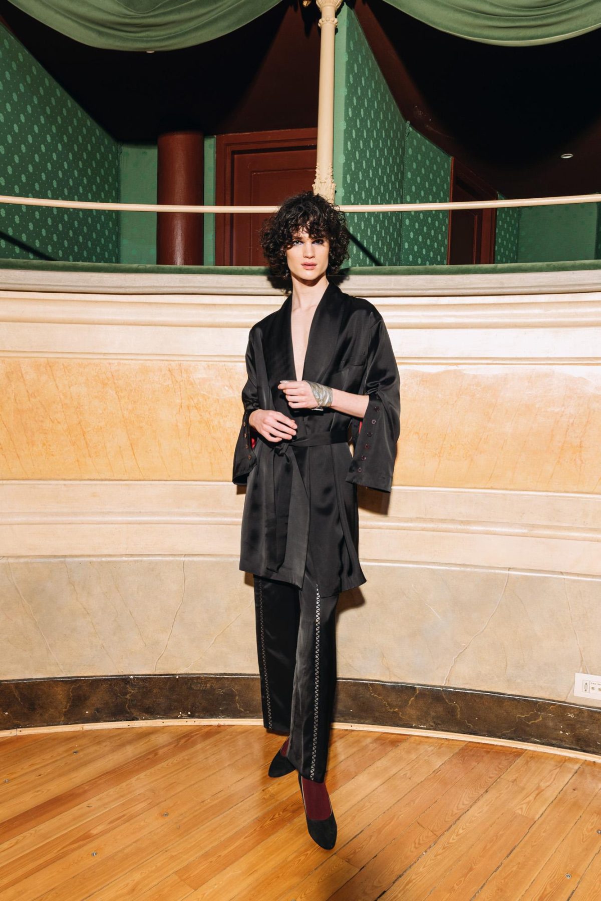 Galleria foto 'La moda insegna a infrangere le regole (con stile)' - foto 17