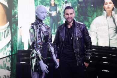 Philipp Plein annulla la distanza tra tangibile e Metaverso