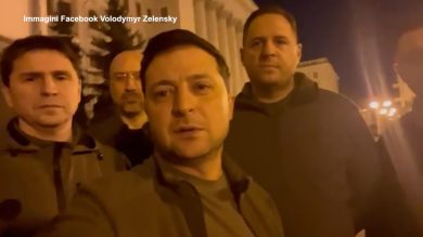 Russia-Ucraina, la prima guerra di internet (tra hacker e social)