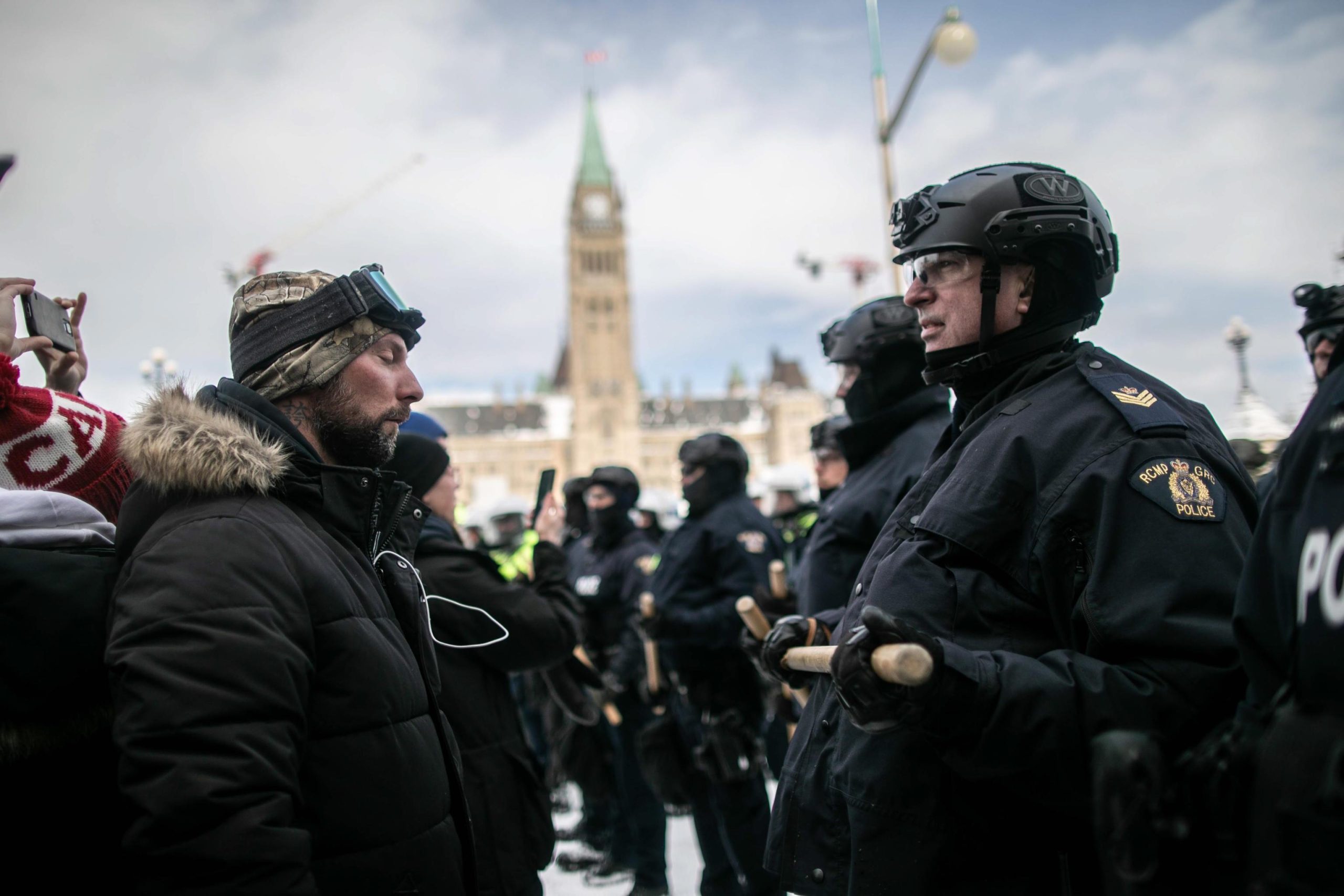 Camionisti no-vax: la febbre canadese