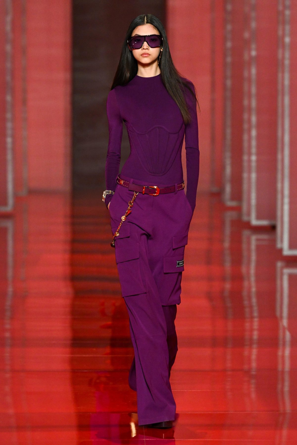 Galleria foto 'Subculture giovani e nightlife urbana in contaminazione con la tradizione sartoriale' - foto 35