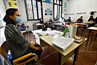Insegnanti, lo stipendio inadeguato al compito