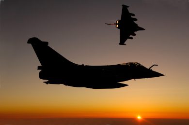 L’Indonesia sceglie i Rafale in funzione anti-Cina, si espande l’export militare di Parigi