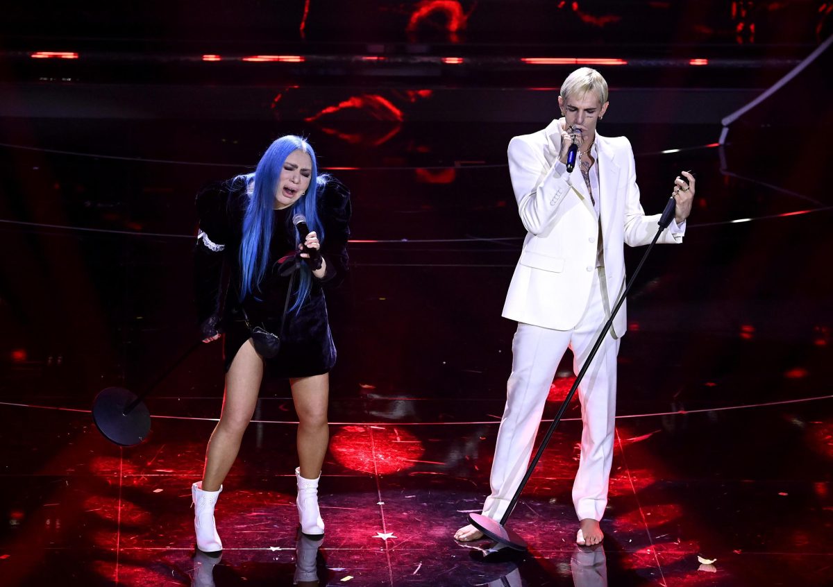 Galleria foto 'Sanremo Moda: Armocromia canaglia' - foto 11