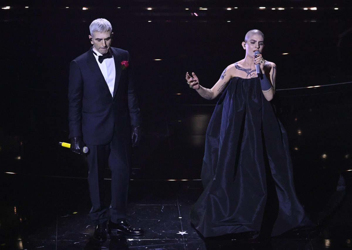 Galleria foto 'Sanremo Moda: Armocromia canaglia' - foto 2