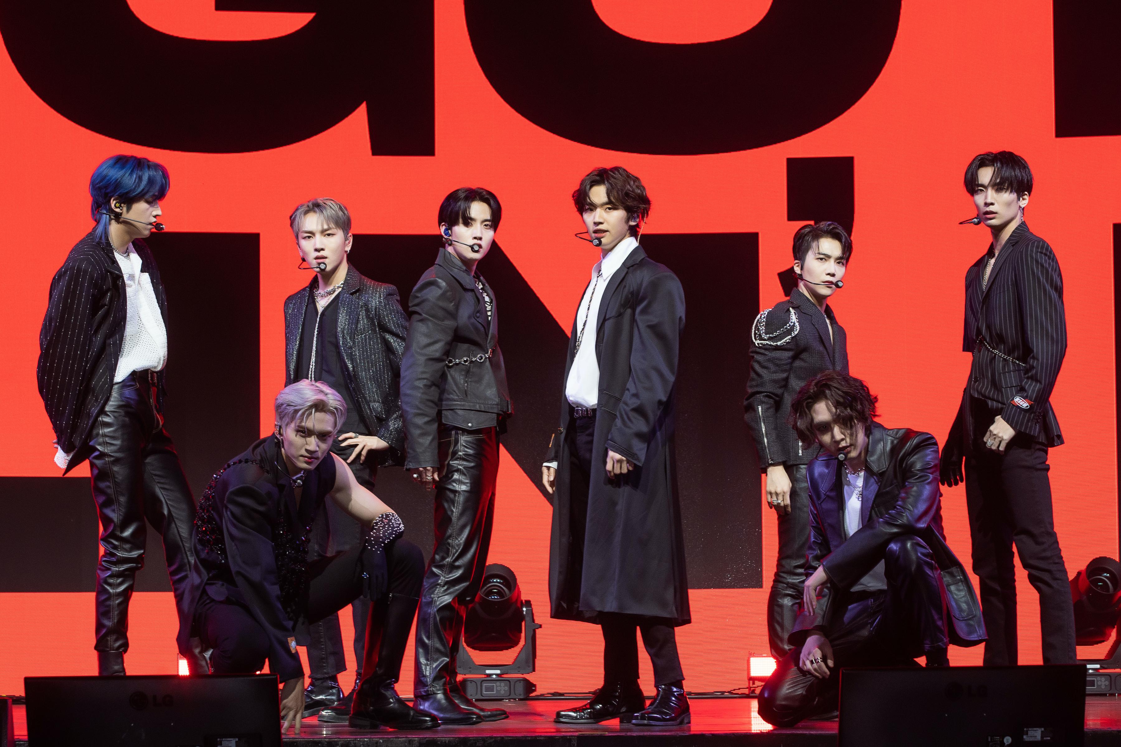 PENTAGON are back and they exclusive IN:VITE U into their world PENTAGON are back and they exclusive IN:VITE U into their world