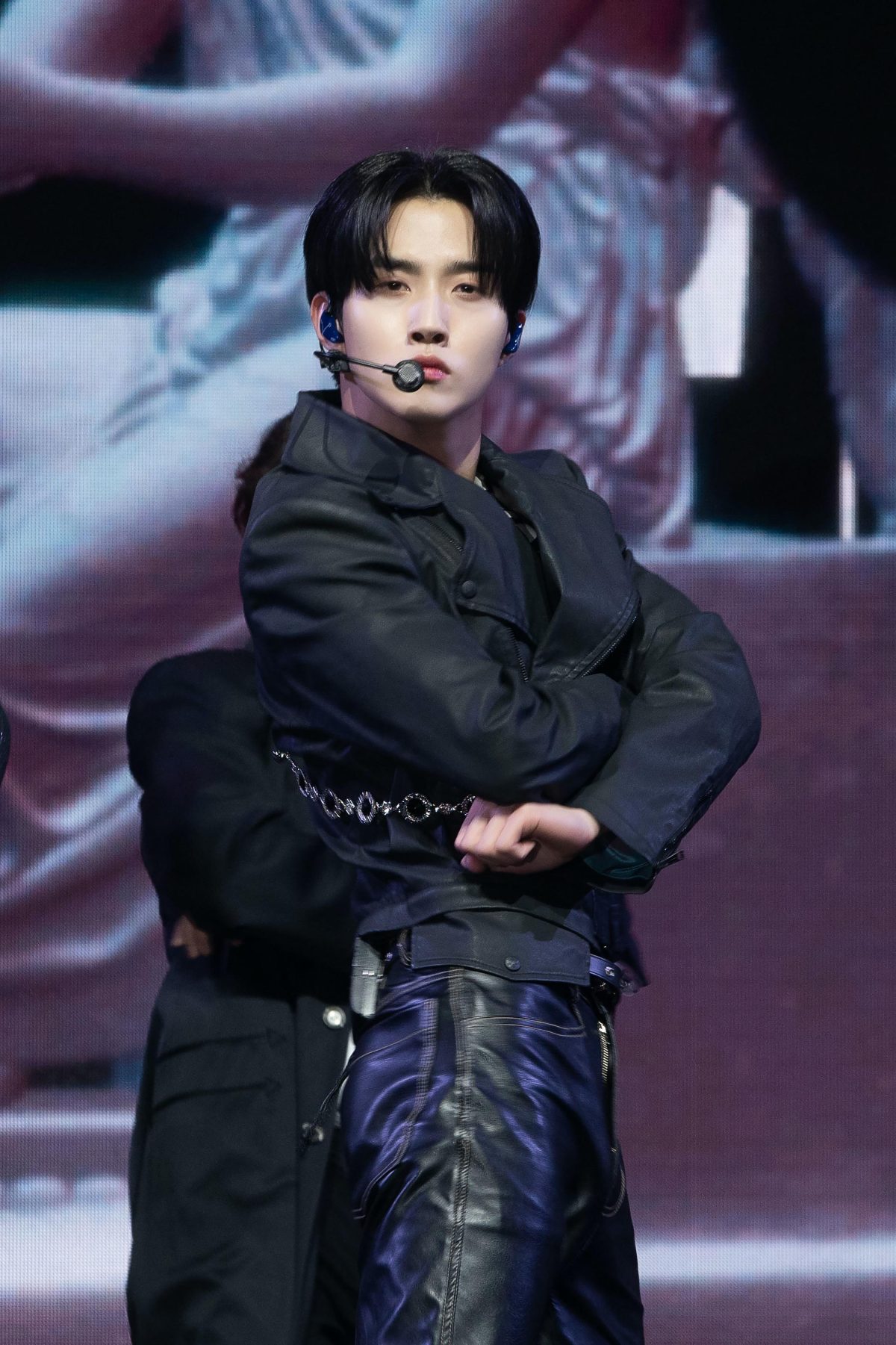 Galleria foto 'PENTAGON are back and they exclusive IN:VITE U into their world' - foto 14