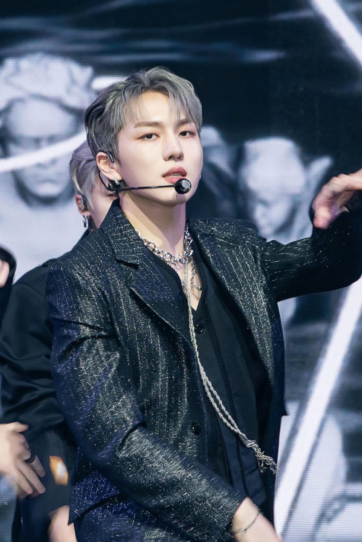 Galleria foto 'PENTAGON are back and they exclusive IN:VITE U into their world' - foto 9