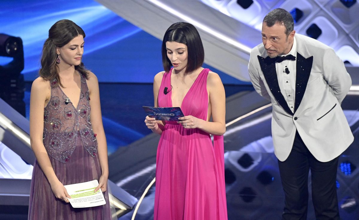 Galleria foto 'Sanremo Moda: Il ruggito di Lorena Cesarini' - foto 4