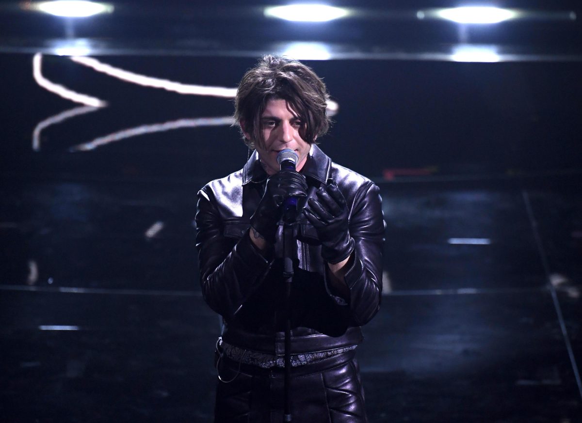 Galleria foto 'Sanremo Moda: Ornella Muti conquista anche senza re Giorgio' - foto 5