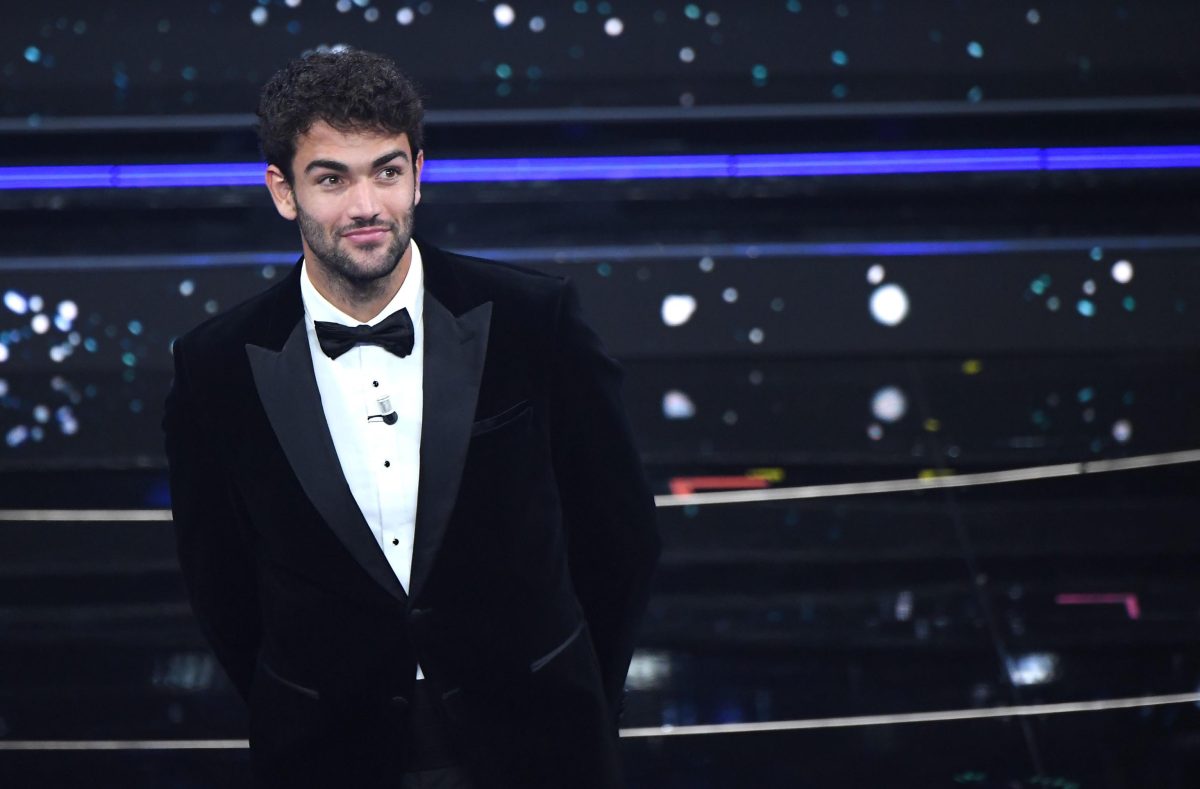 Galleria foto 'Sanremo Moda: Ornella Muti conquista anche senza re Giorgio' - foto 2