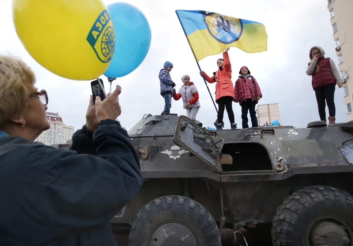 Galleria foto 'Ucraina: il battaglione Azov e i neonazisti che tengono in scacco Zelensky' - foto 14