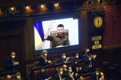 Quel velo di tristezza dopo l’intervento di Zelensky al Parlamento