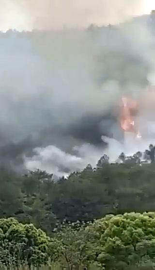 Cina, gli ultimi istanti dell’aereo precipitato con 132 persone a bordo | Video
