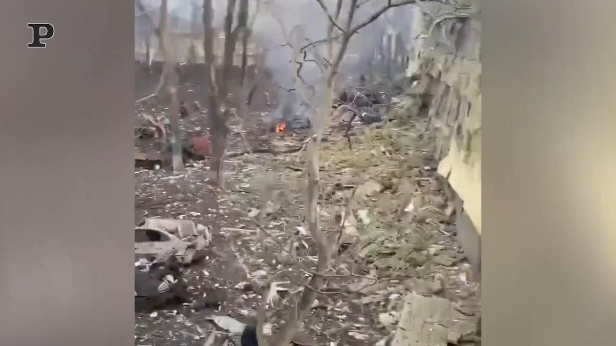 Galleria foto 'Aereo russo abbattuto: le immagini della caduta | Video' - foto 4