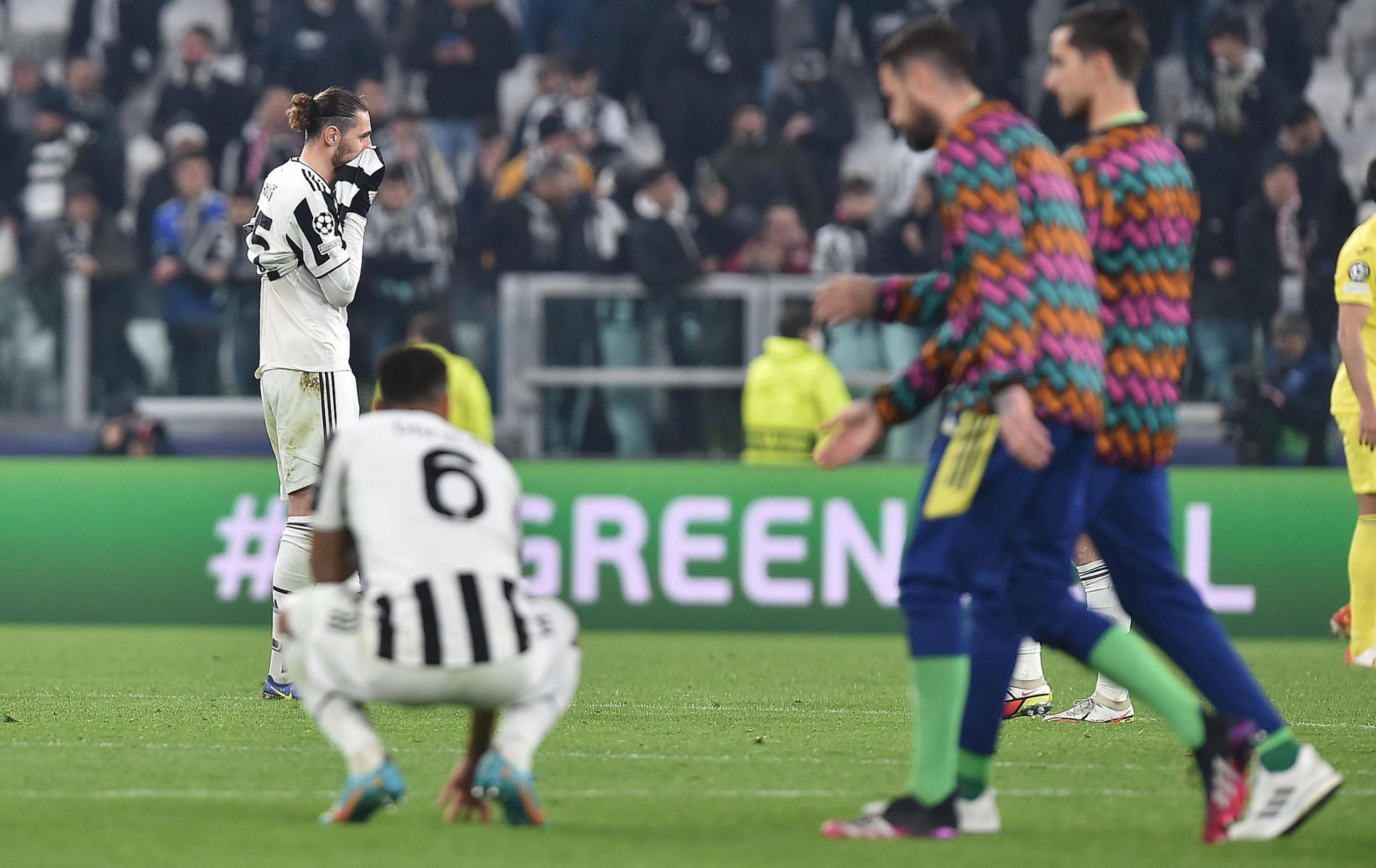 Juventus eliminata dal Villareal, i meme spopolano sui social Juventus eliminata dal Villareal, i meme spopolano sui social