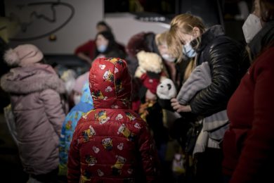 L’allarme dell’Unicef su adozione ed affido di bambini dall’Ucraina