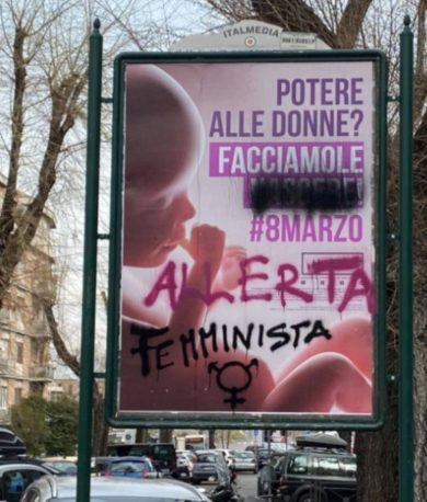 Censura violenta e femminista contro Pro Vita & Famiglia