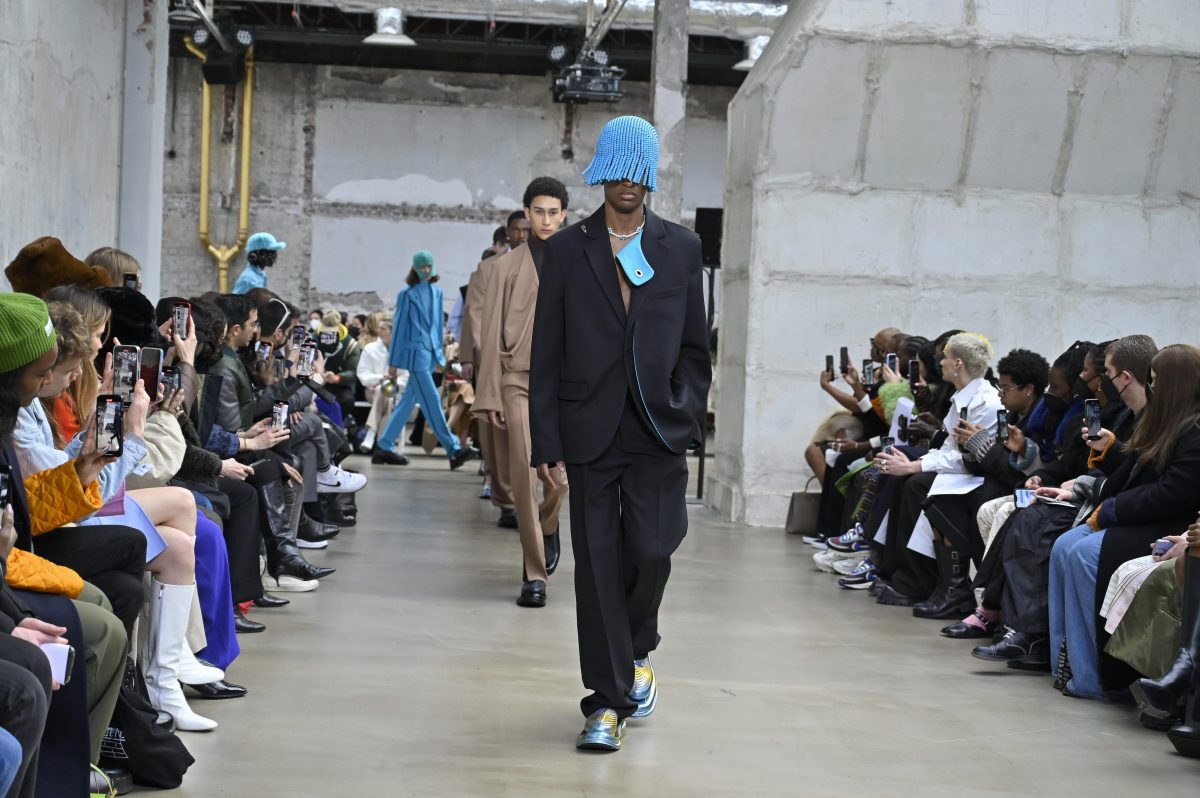 Galleria foto 'La moda a Parigi reimmagina il futuro' - foto 28