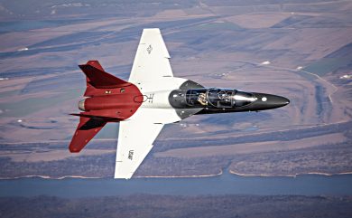 Boeing e Saab mostrano il primo T-7A di serie per l’Usaf