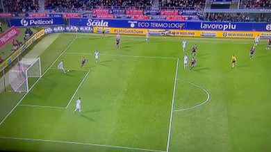 Bologna-Inter, la clamorosa papera di Radu | Video
