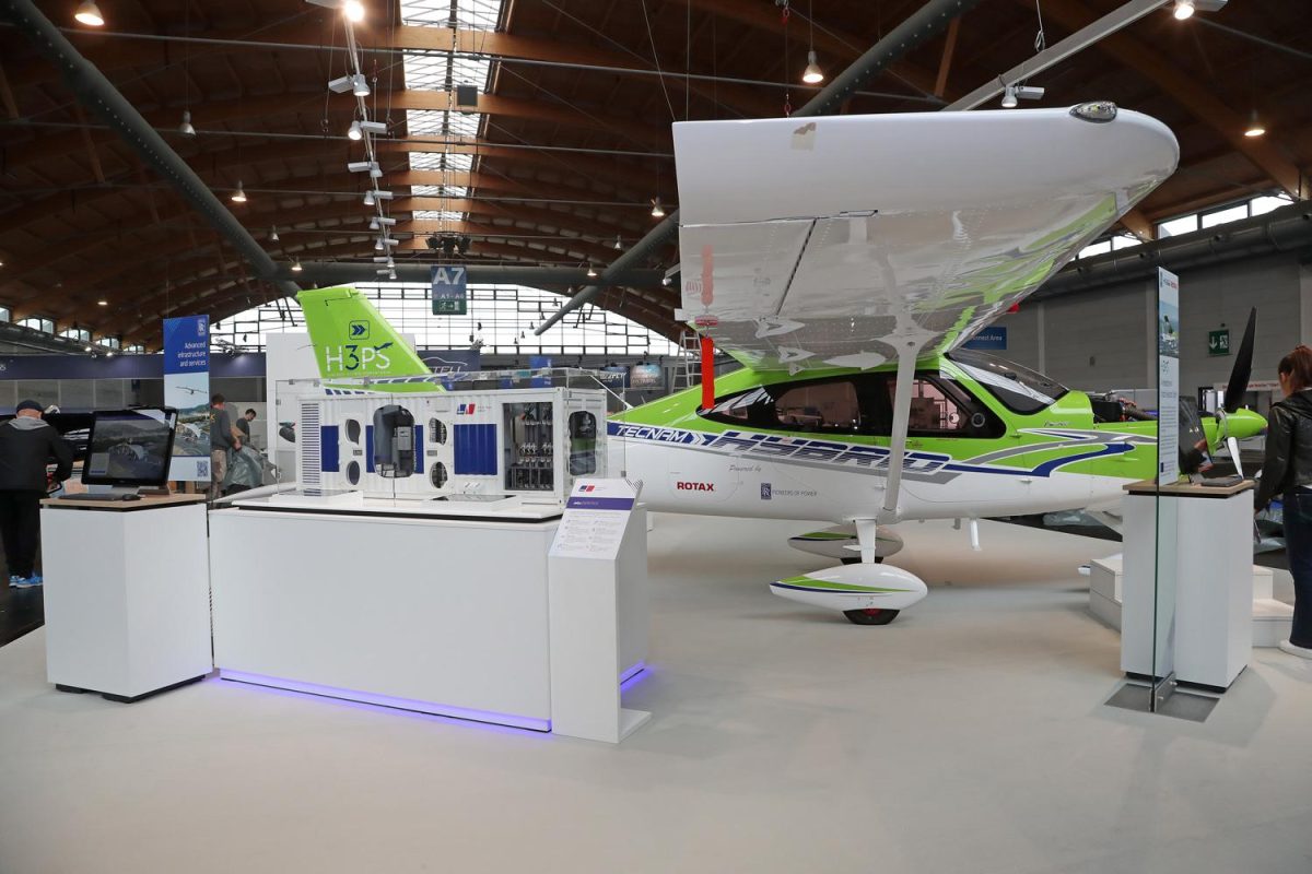 Galleria foto 'L’Europa dell’aviazione torna a volare: riapre Aero 2022' - foto 2