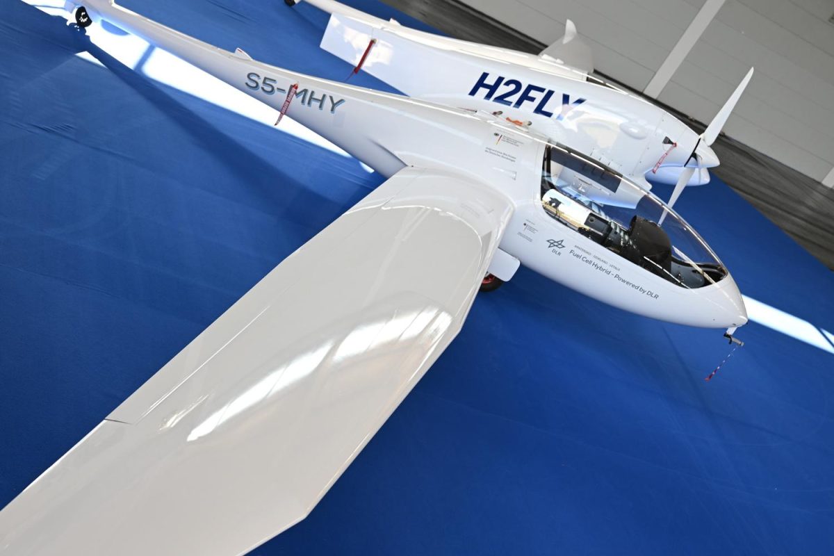 Galleria foto 'L’Europa dell’aviazione torna a volare: riapre Aero 2022' - foto 3