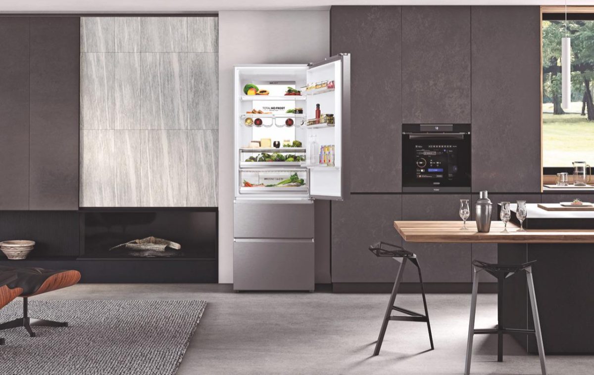 Galleria foto 'L’amico geniale' - foto 4