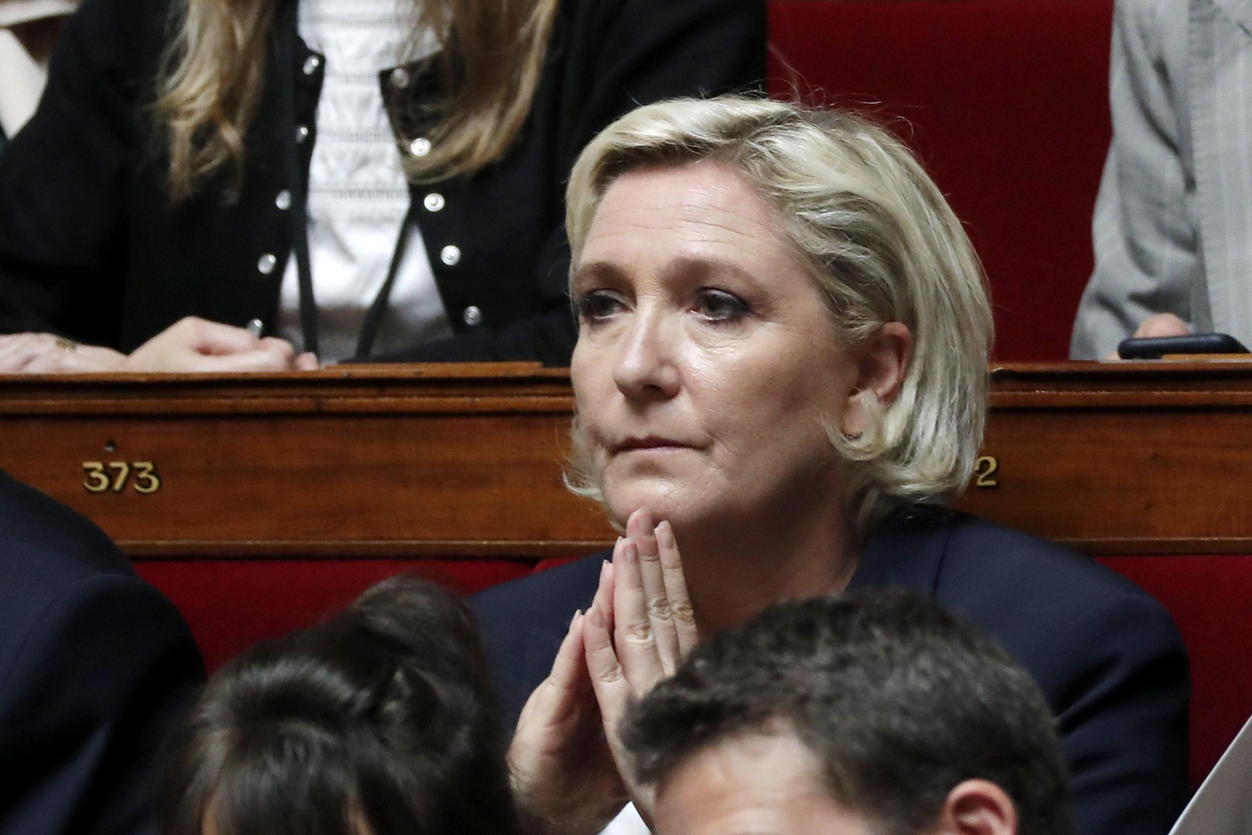 Macron-Le Pen, la Francia divisa al voto Macron-Le Pen, la Francia divisa al voto