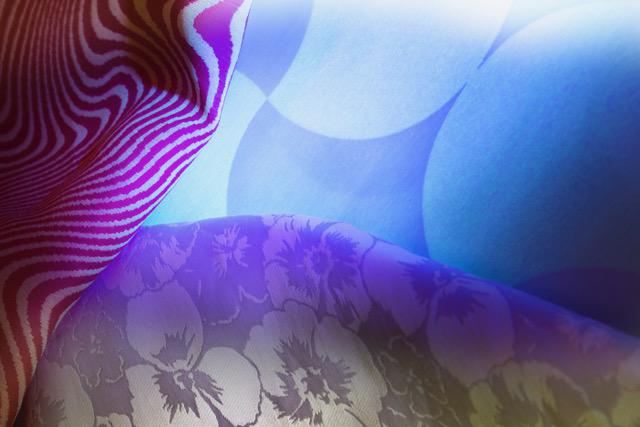 Colori terracei, blu e vitaminici per i nuovi  filati e pellami performanti e sostenibili