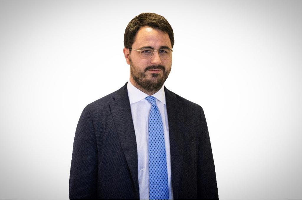 A Milano il libro Sotto scacco: una guida per capire stato d’eccezione e gestione della paura A Milano il libro Sotto scacco: una guida per capire stato d’eccezione e gestione della paura