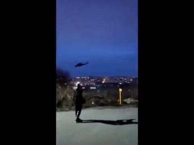 Elicotteri ucraini colpiscono deposito di petrolio a Belgorod in Russia | Video