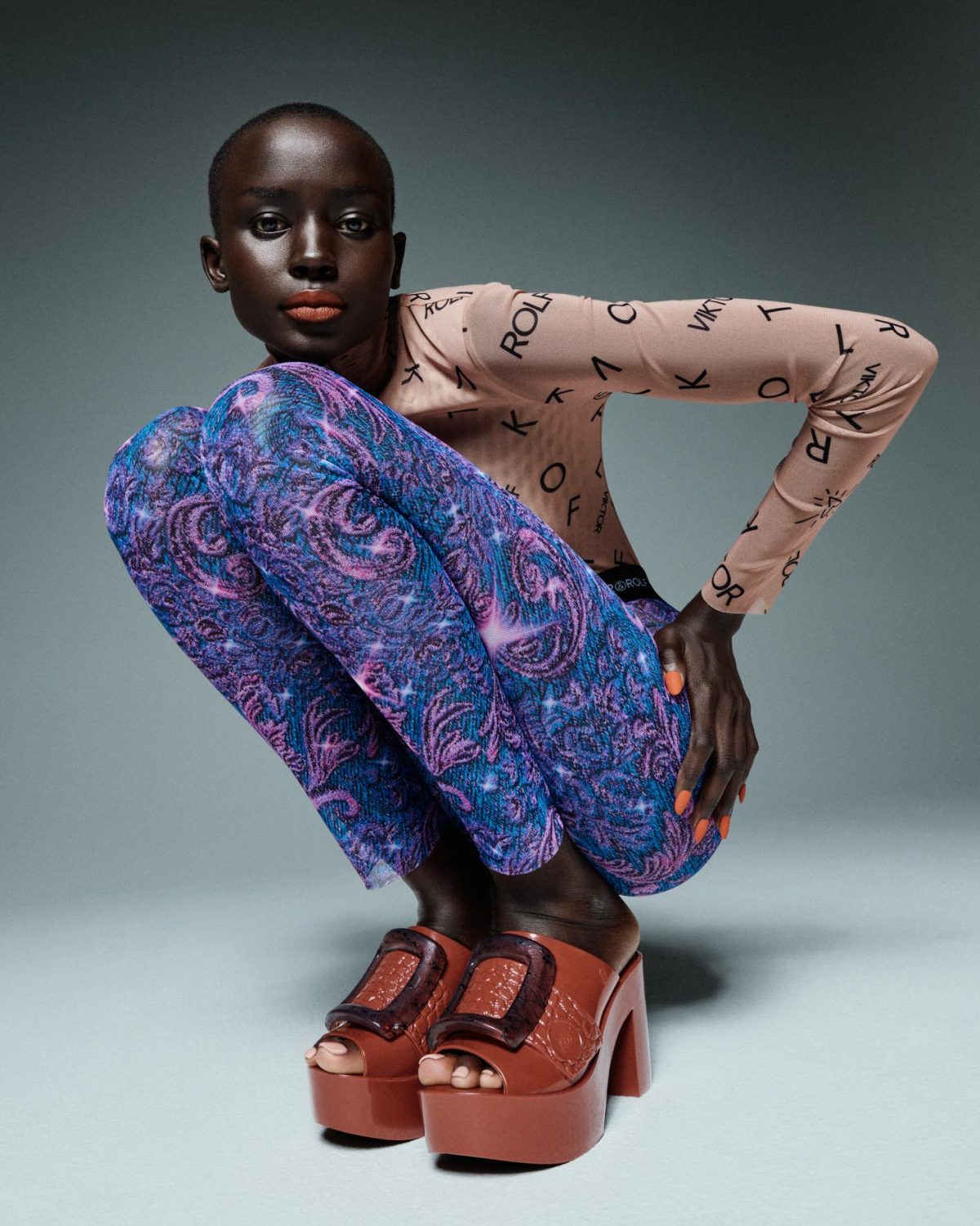 Galleria foto 'Capsule creative di scarpe in co-ed' - foto 7